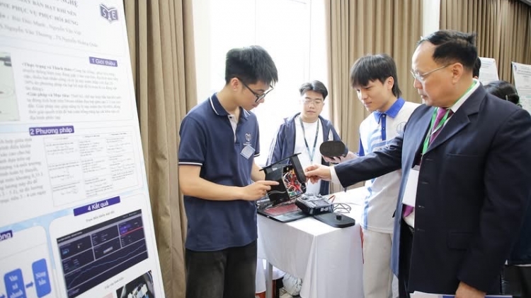 Khoa học cơ bản trong bối cảnh mới 
