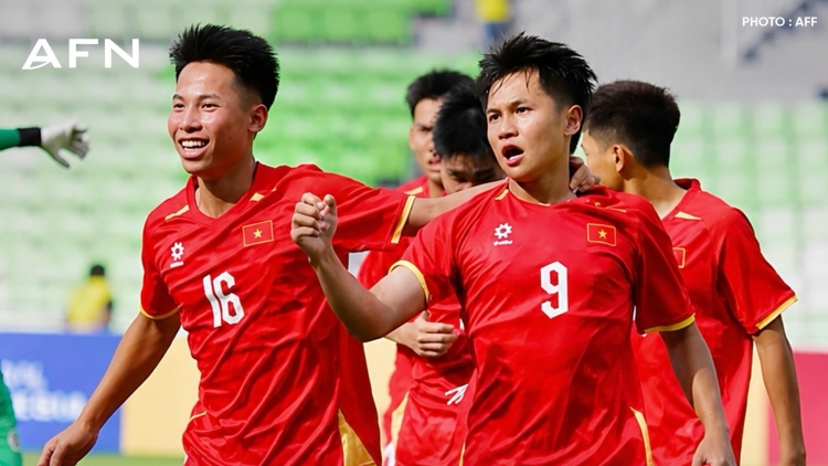U19 Việt Nam và U19 Indonesia so kè quyết liệt ở giải khu vực 