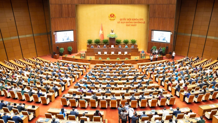 Sửa 9 luật về quân sự, quốc phòng: Phân cấp phải đi đôi với nguồn lực