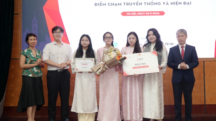 “Chạm Việt Nam 2026”: Khi người trẻ kể câu chuyện văn hóa bằng những điểm chạm