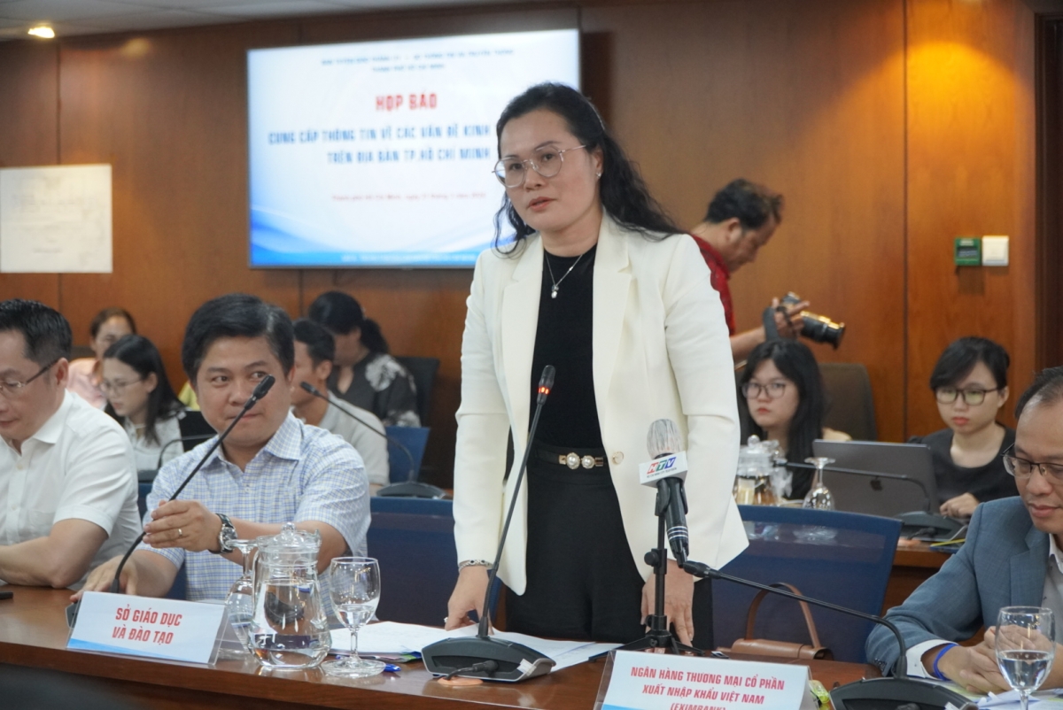 Bà Lê Thụy Mỵ Châu, Phó Giám đốc Sở Giáo dục và Đào tạo TP.HCM 