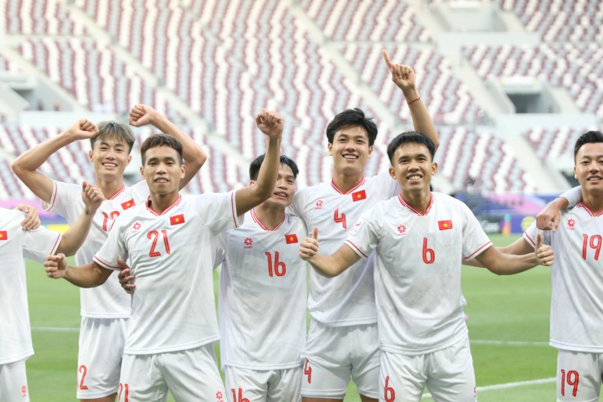 Hai chiến thắng liên tiếp đưa U23 Việt Nam sớm giành vé vào tứ kết VCK U23 châu Á