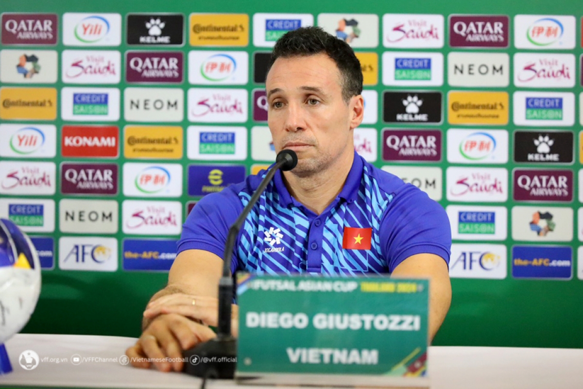 HLVGiustozzi cho rằng Futsal Việt Nam đang có 1 cơ hội để đến với World Cup