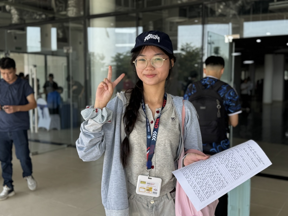 Tân sinh viên Mai Thư (Ảnh: Thu Lương)