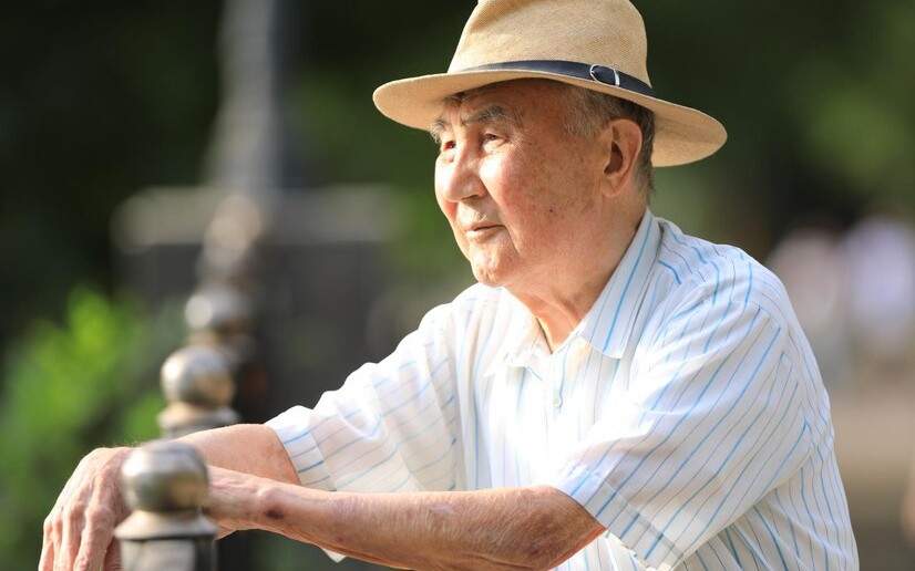 Ngăn cản tình yêu của người già