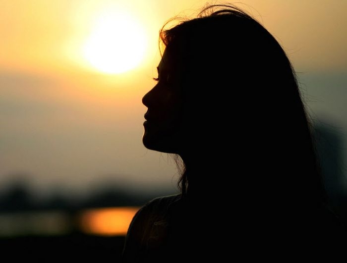 Thân em như hạt mưa sa - Có còn đúng?