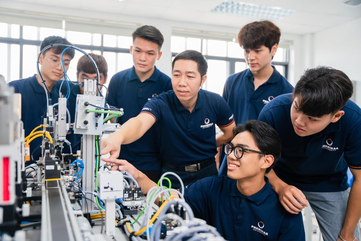 Đã có hơn 1,7 triệu nguyện vọng, thí sinh đăng ký các ngành STEM gia tăng