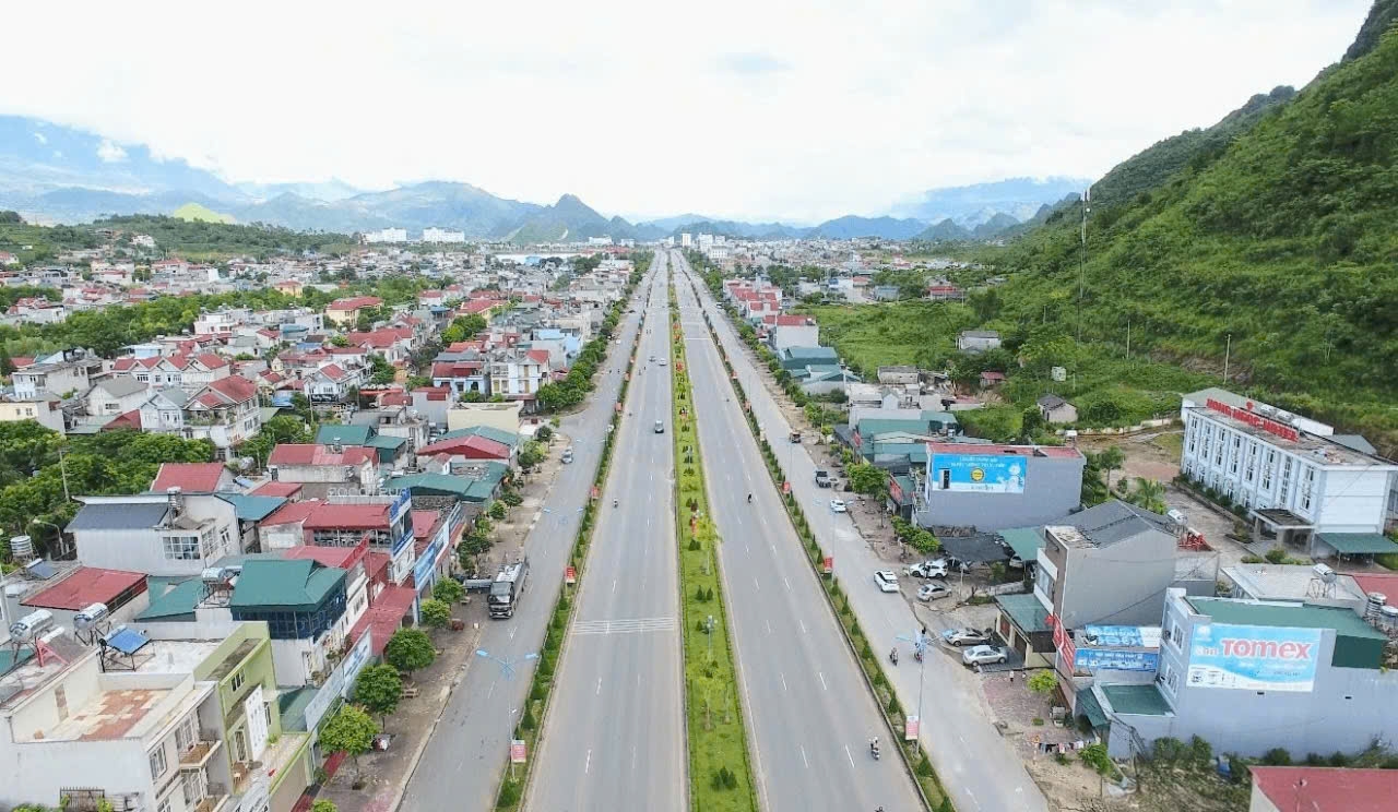 Tây Bắc vượt khó vươn lên