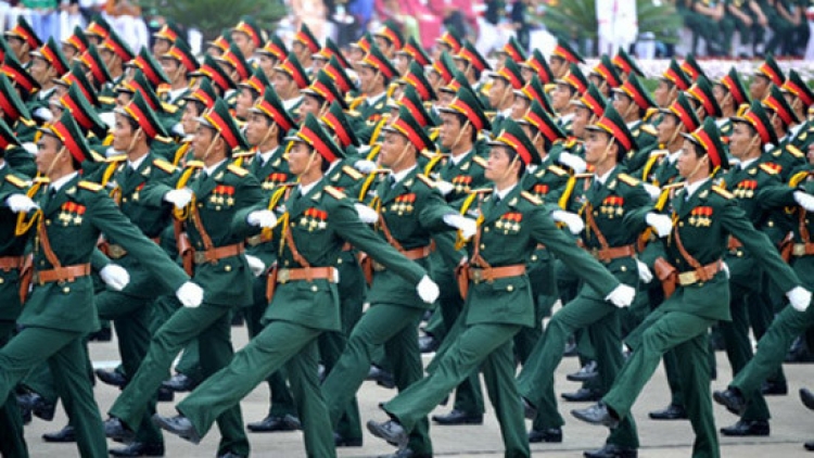 Chế độ ốm đau với người công tác trong quân đội