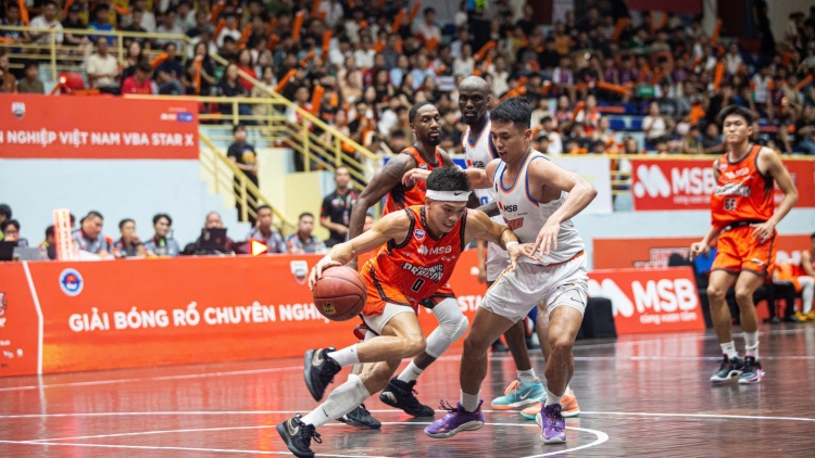 VBA 2025: Đánh 3 hiệp phụ, Hanoi Buffaloes thắng ngược Danang Dragons