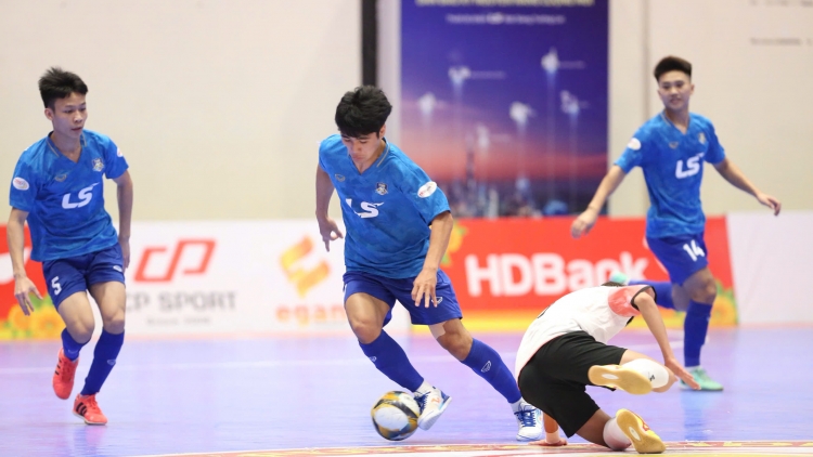 Thắng đậm Hà Nội, Thái Sơn Bắc tiếp tục cuộc đua vô địch 