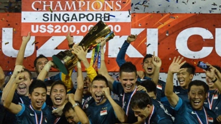 (Kỳ 2) Singapore - Ánh hào quang vụt tắt