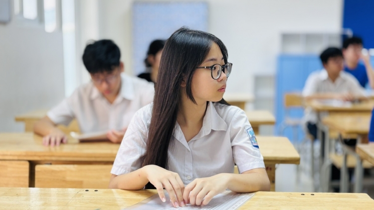 Thí sinh Hà Nội chuẩn bị nhiều chủ đề nghị luận xã hội cho môn văn thi lớp 10