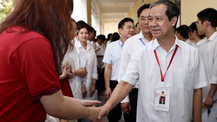 Không để sắp xếp chính quyền địa phương 2 cấp ảnh hưởng đến kỳ thi tốt nghiệp
