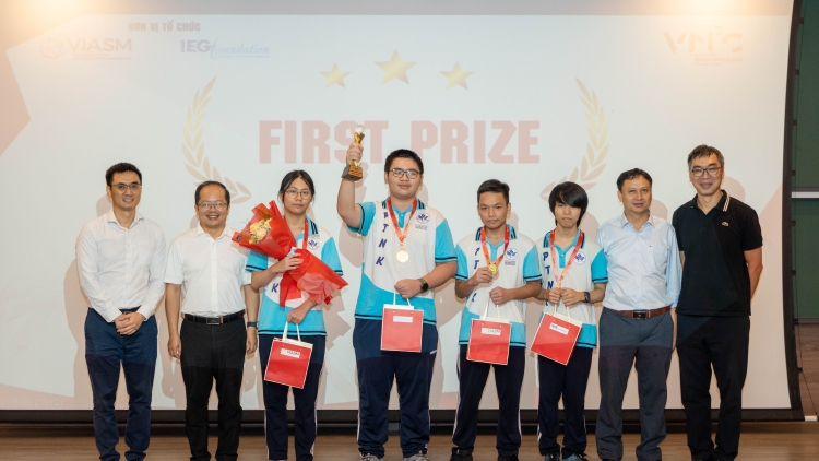 Dùng Toán học để giải quyết các bài toán thực tiễn 