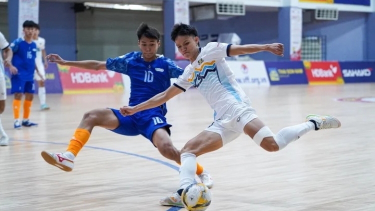 Thái Sơn Nam thắng đậm, đòi lại ngôi đầu bảng