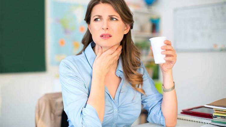 Cách trị khàn tiếng hiệu quả 