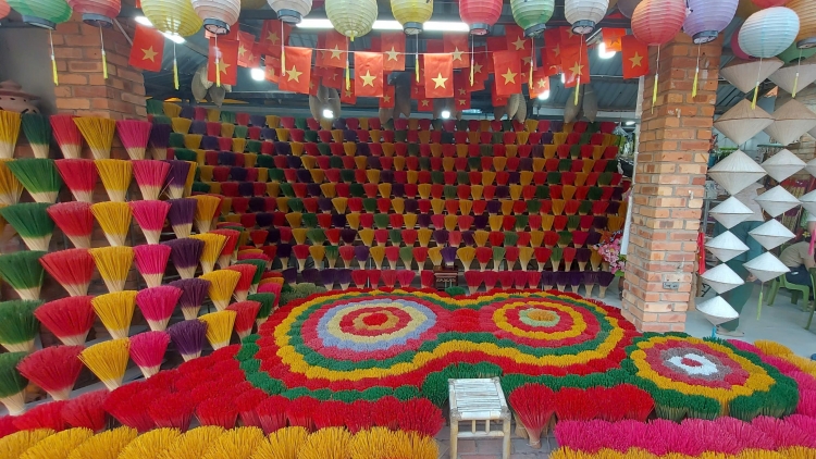 Làng hương giữa lòng xứ Huế