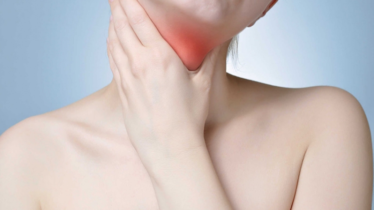 Viêm tuyến giáp bán cấp từ những triệu chứng đơn giản