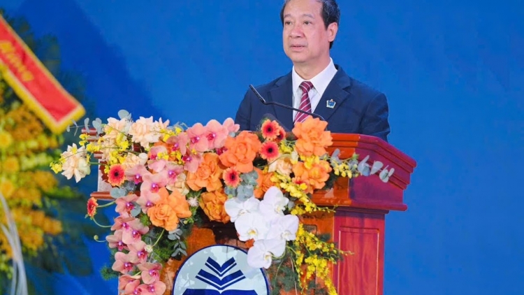 Lần đầu tiên nghề dạy học được thể chế hóa bằng Luật Nhà giáo