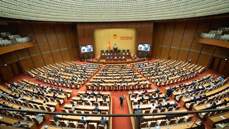 Đề xuất miễn giảm thuế thu nhập cá nhân với vợ chồng sinh đủ hai con