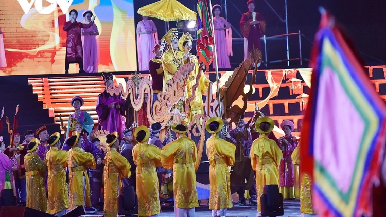 Ấn tượng lễ khai mạc Festival Thăng Long - Hà Nội 2025 