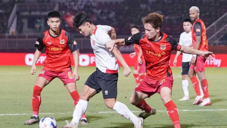 Ninh Bình FC lại thăng hoa ở trận cầu có 7 bàn thắng