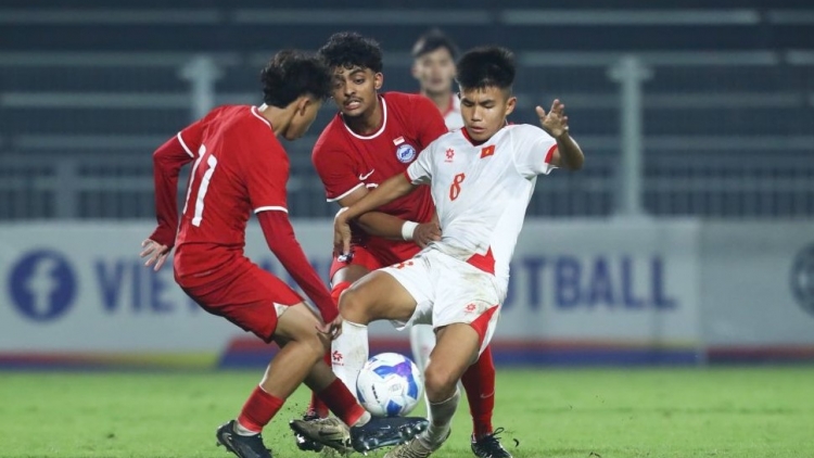 U17 Việt Nam bắt đầu đua song mã cùng U17 Malaysia