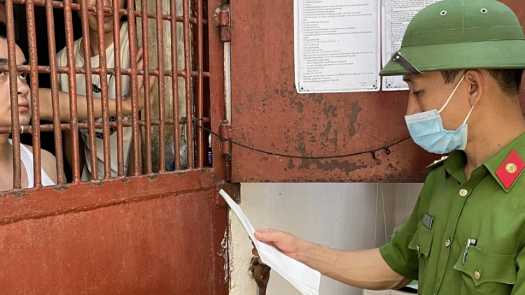 Trả tự do sau khi tạm giữ