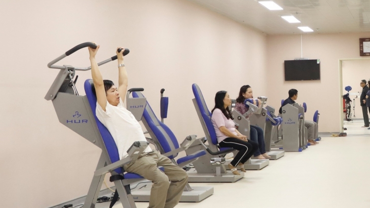 Thoát “cửa tử” đột quỵ nhưng bỏ ngỏ phục hồi chức năng