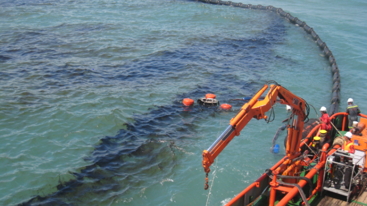 Hệ thống cảnh báo sự cố rò rỉ hóa chất tràn dầu