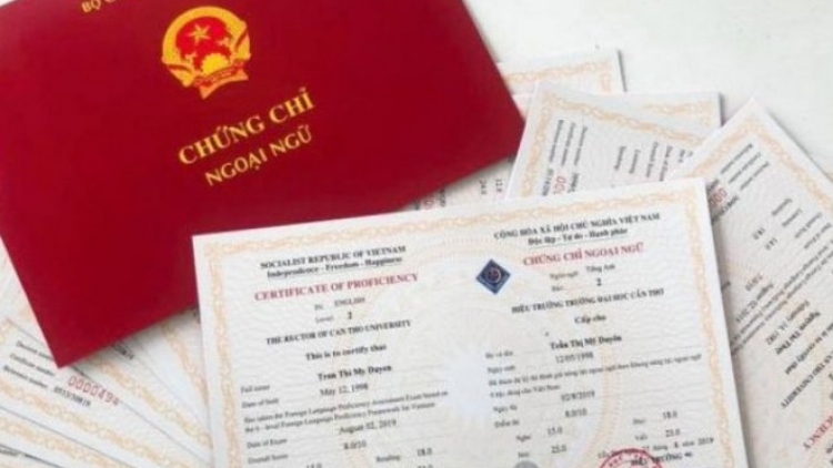 Bộ GD-ĐT không yêu cầu chứng chỉ tin học, ngoại ngữ khi xét thăng hạng giáo viên