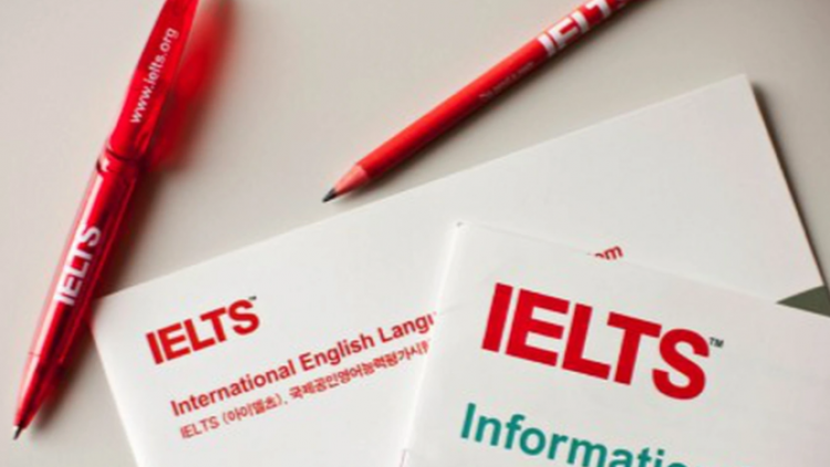Không thể tùy tiện cộng điểm thưởng chứng chỉ IELTS, TOFEL