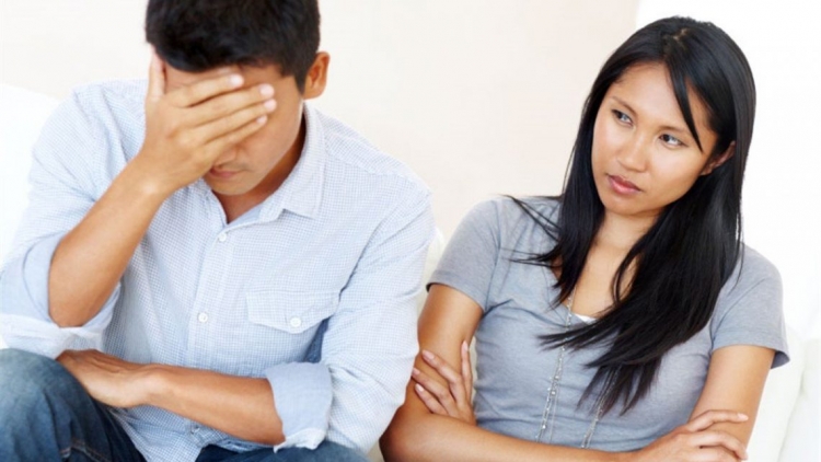 "Bệnh" đa nghi của phụ nữ