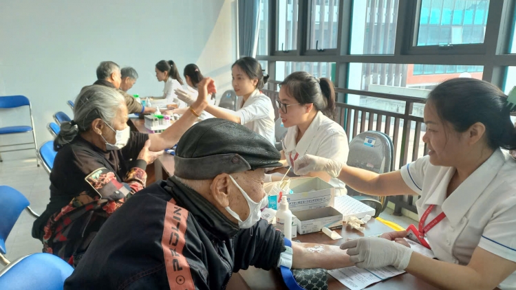 Nâng cao chất lượng nhân lực y tế cơ sở từ mô hình hợp tác toàn diện