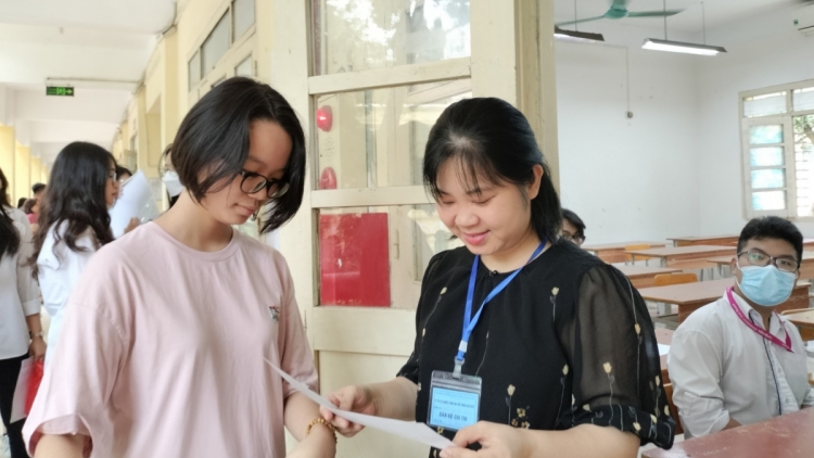 Bộ GD-ĐT nêu lý do không công bố đề thi minh họa thi tốt nghiệp THPT 2026