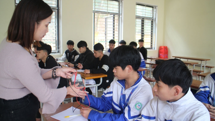 Thời gian nghỉ hè của giáo viên giáo dục thường xuyên từ 4 đến 8 tuần