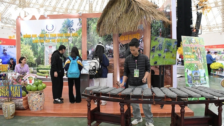 Hội chợ Mùa Xuân - “Bệ phóng” cho thương hiệu du lịch Xuân Việt Nam