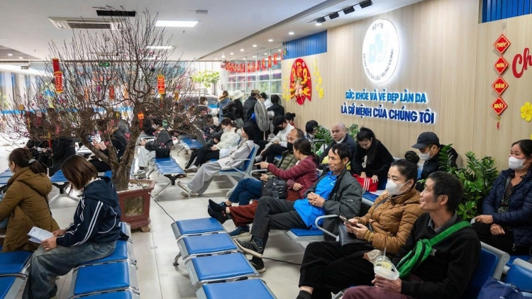 Chị em cần tỉnh táo làm đẹp trước Tết