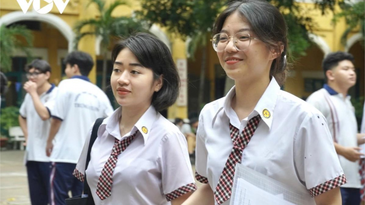 Nhiều trường đại học điều chỉnh tổ hợp xét tuyển