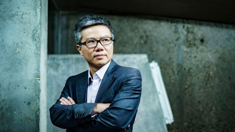 Tư duy không làm được thì đi mua là không đúng trong khoa học