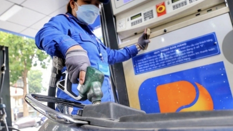 8.000 tỷ đồng tạm ứng Quỹ bình ổn giá xăng dầu