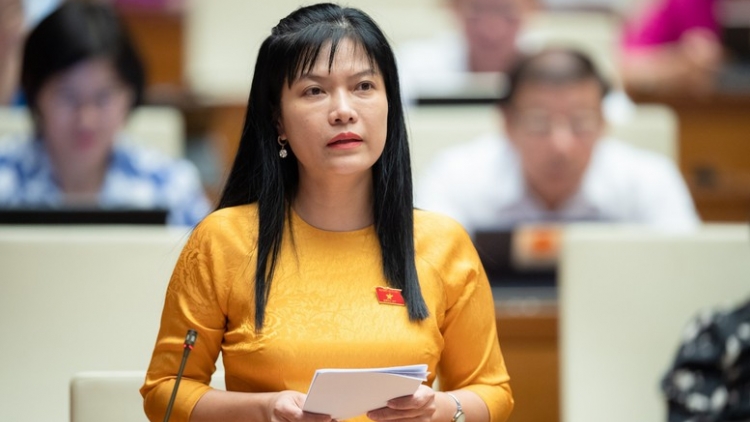 Đại biểu nữ trong bối cảnh mới: Điều kiện để phát huy bản lĩnh, vai trò đại diện