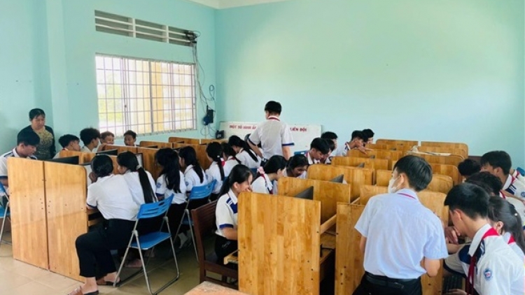 Những nữ giáo viên dẫn dắt chuyển đổi số từ lớp học vùng khó