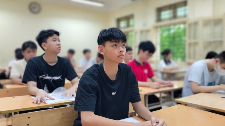 Hà Nội công bố điều kiện, thời gian đăng ký dự thi vào lớp 10 THPT công lập