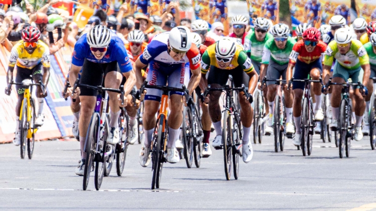 Giải xe đạp truyền hình TP.HCM - Phạm Lê Xuân Lộc lập cú đúp danh hiệu