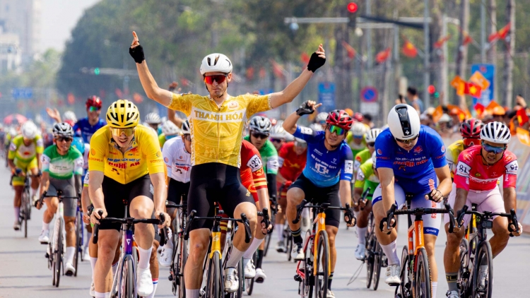 Chiến thắng ấn tượng của tay đua đội Thanh Hóa sau màn nước rút mãn nhãn