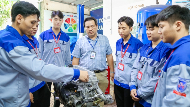 Lần đầu tiên có chức danh giáo viên sơ cấp hạng II, hạng I