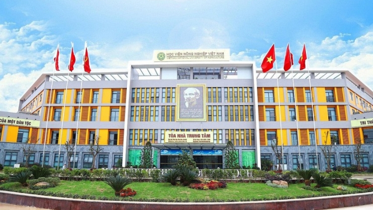 Học viện Nông nghiệp Việt Nam dừng yêu cầu bắt buộc sinh viên tham gia CLB 