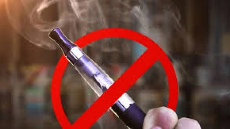 Làm gì để quy định cấm thuốc lá điện tử không chỉ nằm trên giấy?